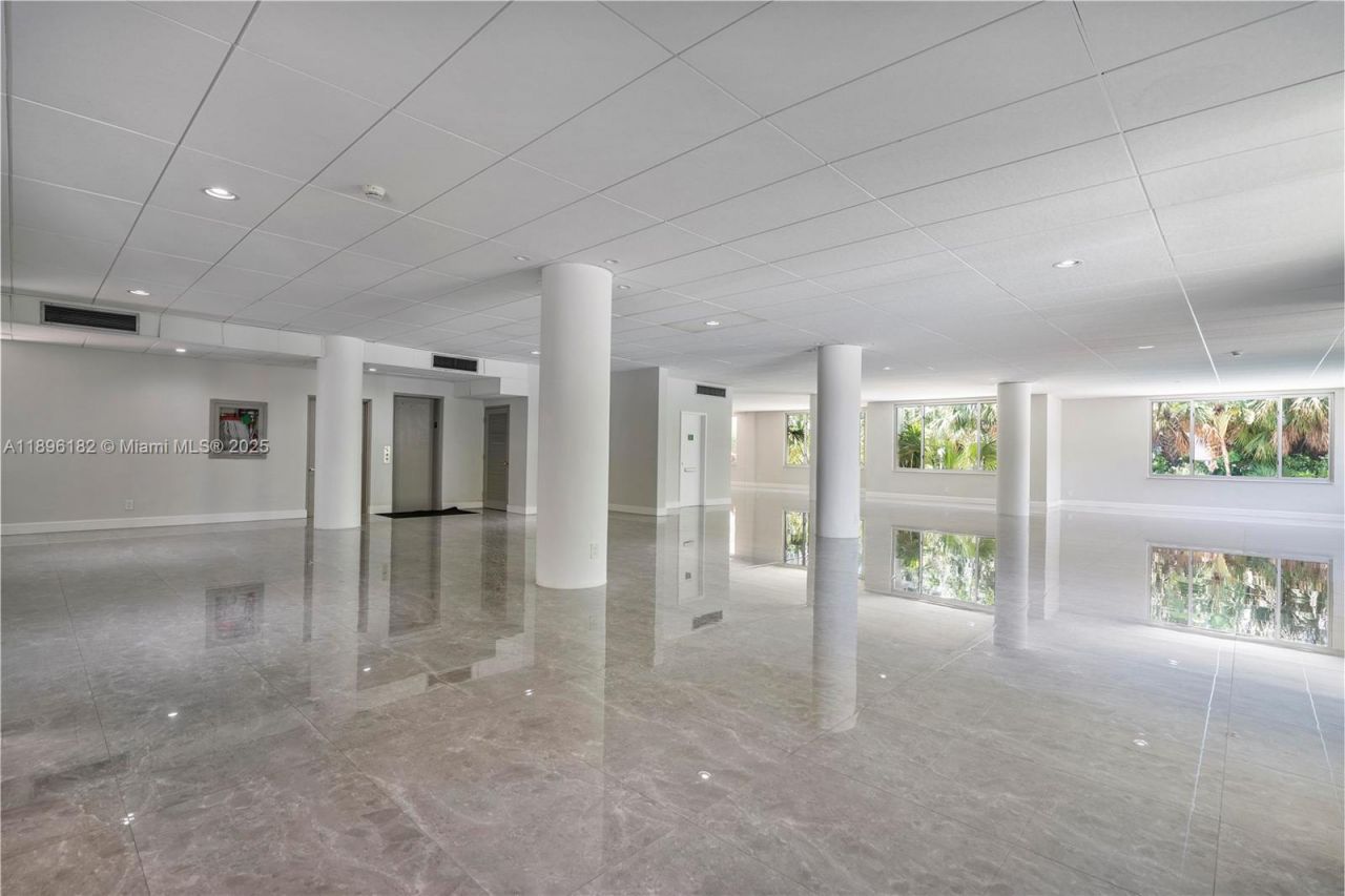 9700 E Bay Harbor Dr, Unit 505, Bay Harbor Islands, FL 33154 Photo