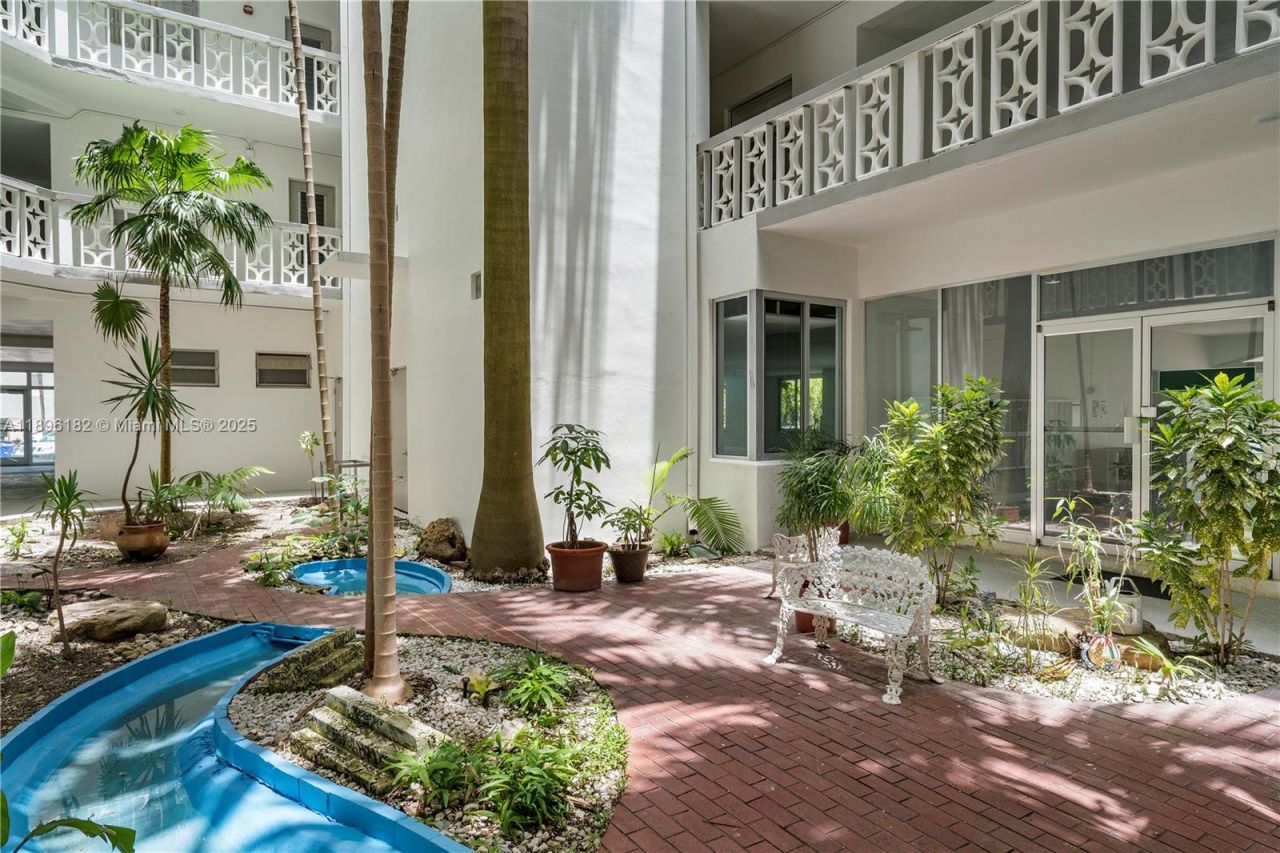 9700 E Bay Harbor Dr, Unit 505, Bay Harbor Islands, FL 33154 Photo