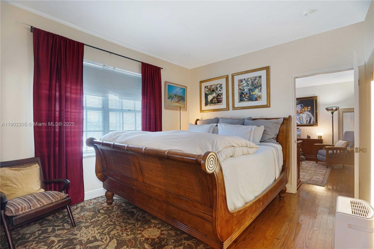 1051 Meridian Ave, Unit 1K, Miami Beach, FL 33139 Photo