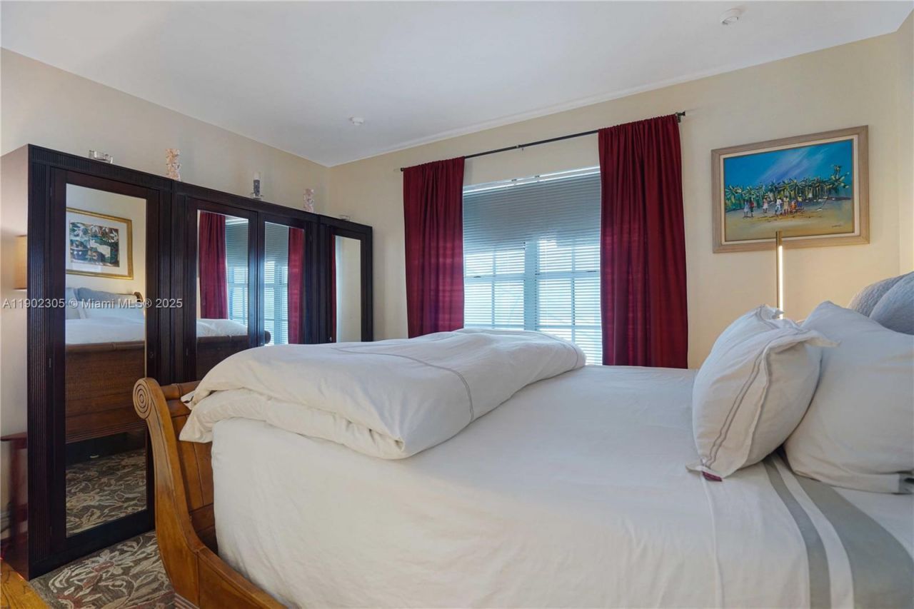 1051 Meridian Ave, Unit 1K, Miami Beach, FL 33139 Photo