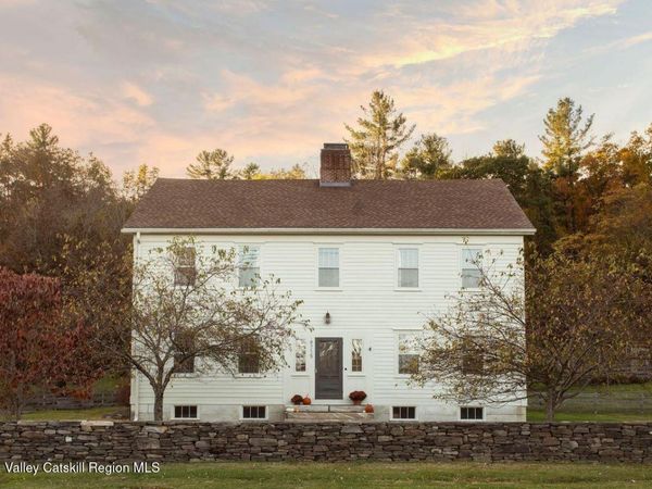 9715 New York 22, Hillsdale, NY 12529