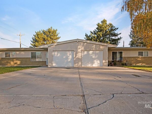 2211-2215 Crest Ave., Twin Falls, ID 83301