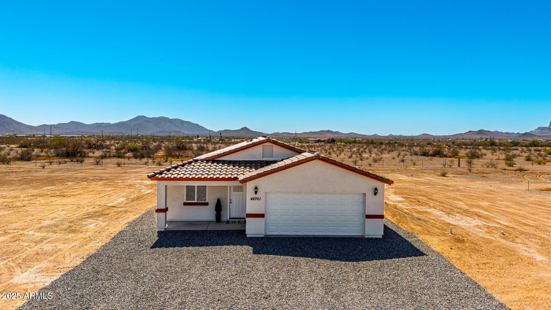 42761 W Indianola Avenue, Tonopah, AZ 85354 Main Photo