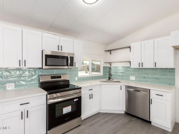 11000 N 91ST Avenue, Unit 20, Peoria, AZ 85345