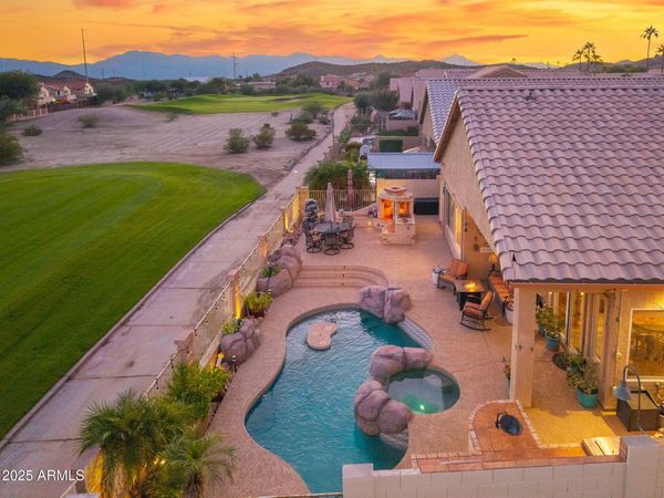 1437 E GLENHAVEN Drive, Phoenix, AZ 85048