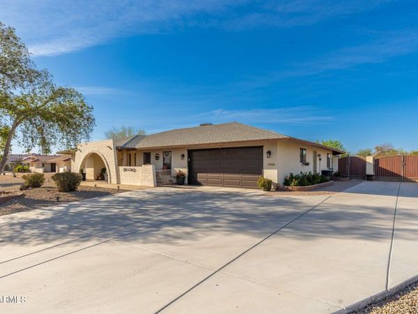 11138 W HATCHER Road, Sun City, AZ 85351