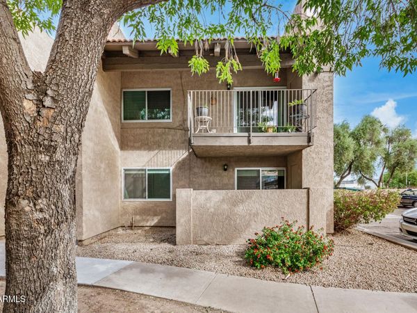 5525 E THOMAS Road, Unit C4, Phoenix, AZ 85018