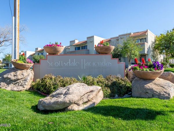 985 N GRANITE REEF Road, Unit 140, Scottsdale, AZ 85257