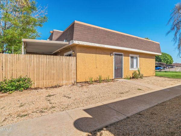 8235 N 34TH Drive, Phoenix, AZ 85051