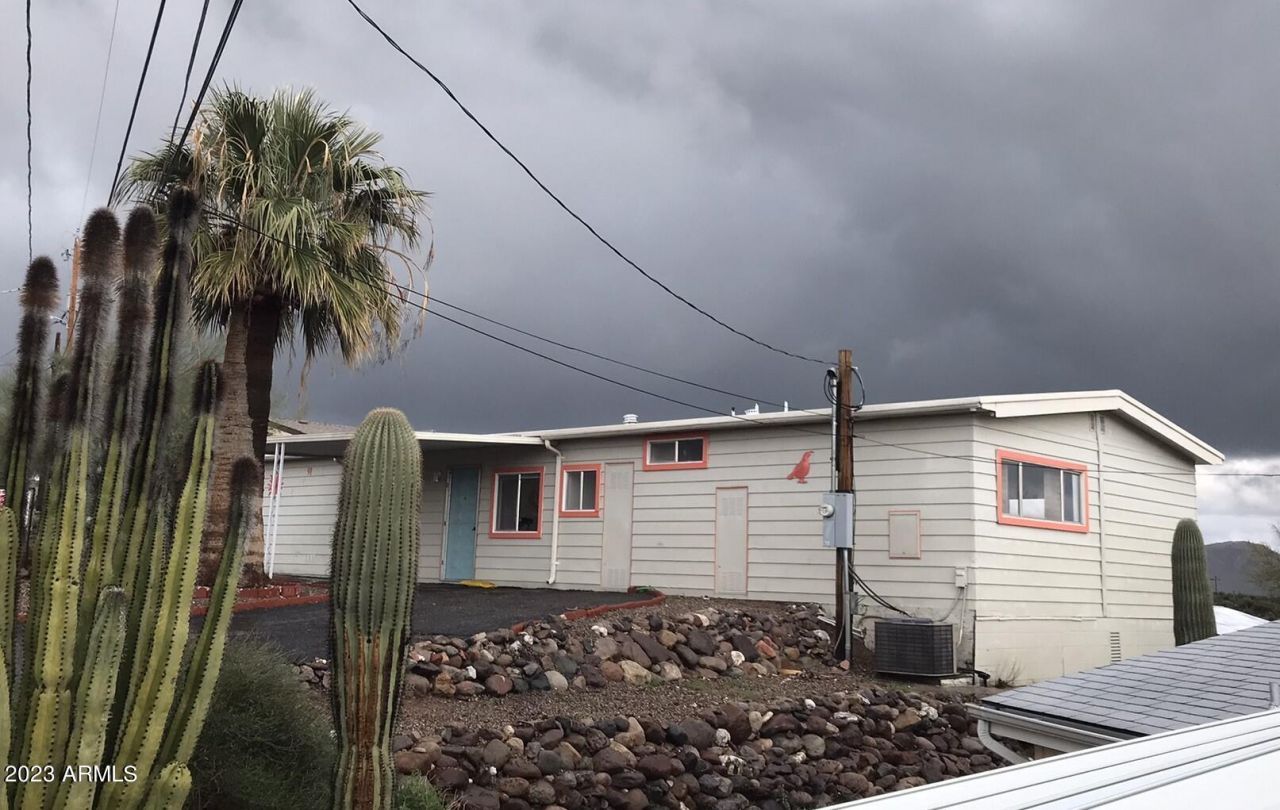 91 W Sahuaro Drive, Queen Valley, AZ 85118 Main Photo