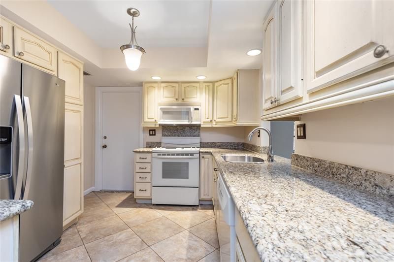 1759 NE 39th Court, Unit 1305, Pompano Beach, FL 33064 Photo