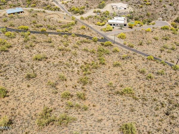 3303 W Rambling Road, Unit -, Desert Hills, AZ 85086