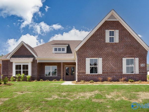 7638 Shaun Leslie Circle, Owens Cross Roads, AL 35763