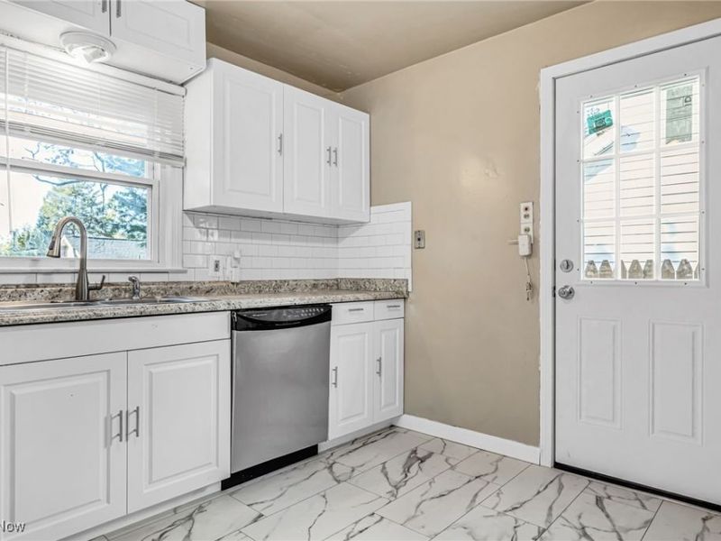 1026 Woodward Avenue, Akron, OH 44310 Photo 10