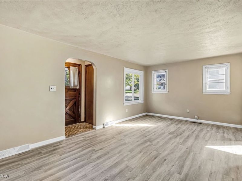 1026 Woodward Avenue, Akron, OH 44310 Photo 14