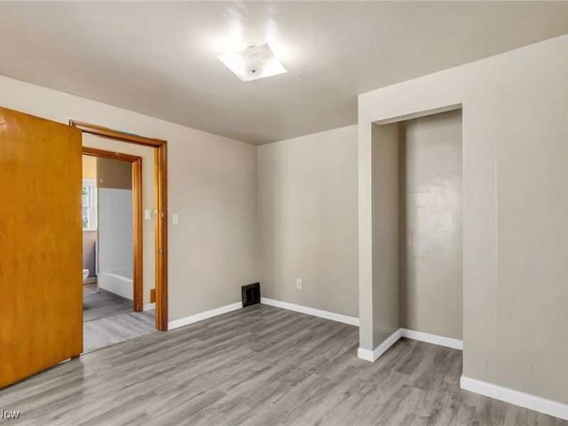 1026 Woodward Avenue, Akron, OH 44310 Photo 16