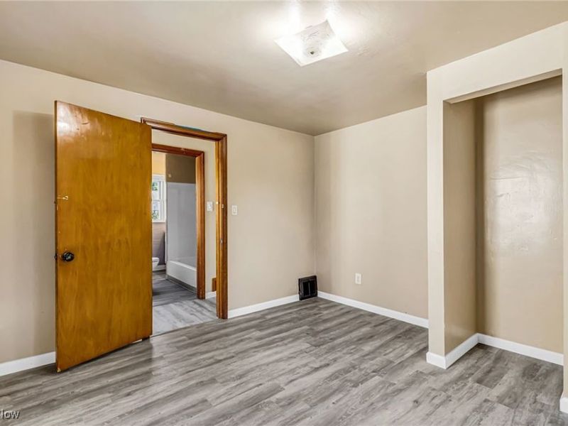 1026 Woodward Avenue, Akron, OH 44310 Photo 17