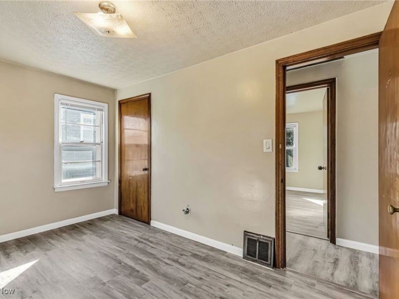 1026 Woodward Avenue, Akron, OH 44310 Photo 20