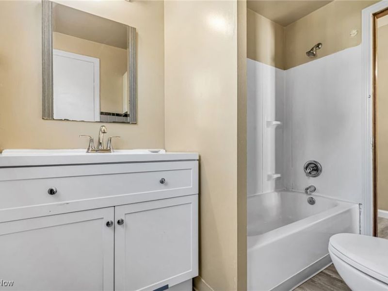 1026 Woodward Avenue, Akron, OH 44310 Photo 26