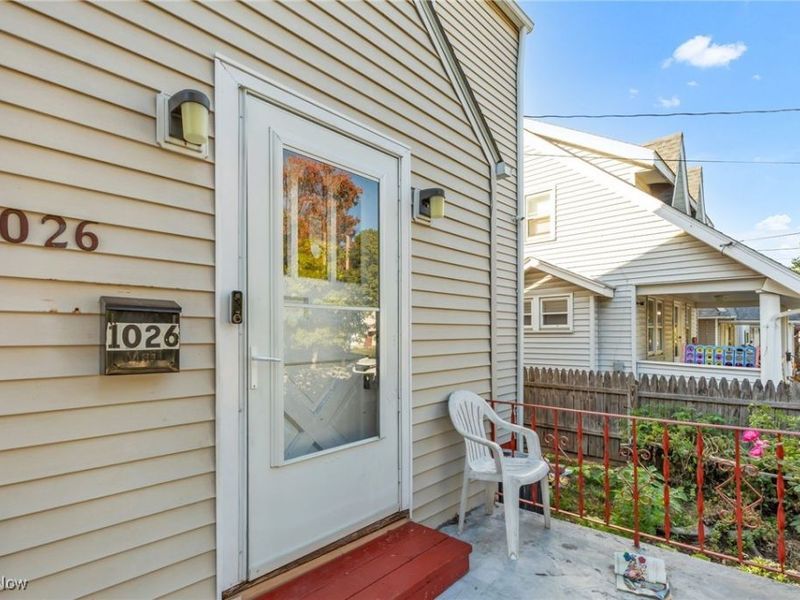 1026 Woodward Avenue, Akron, OH 44310 Photo 3