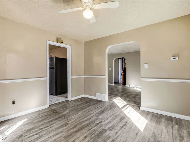 1026 Woodward Avenue, Akron, OH 44310 Photo 9