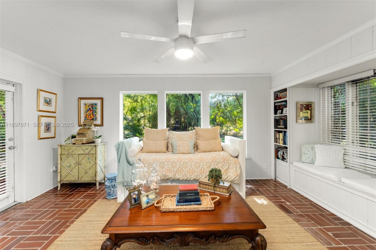 5950 SW 128th St, Pinecrest, FL 33156 Photo