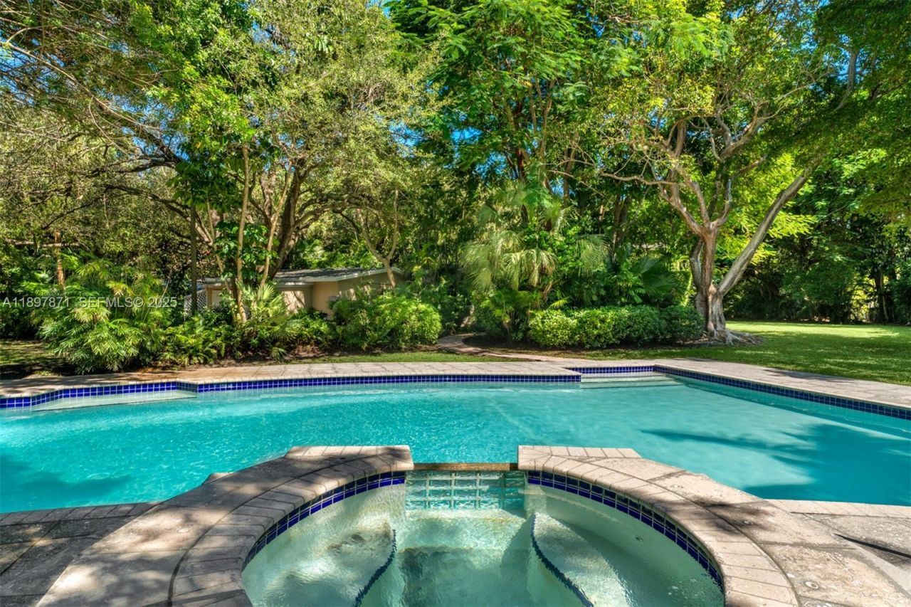 5950 SW 128th St, Pinecrest, FL 33156 Photo