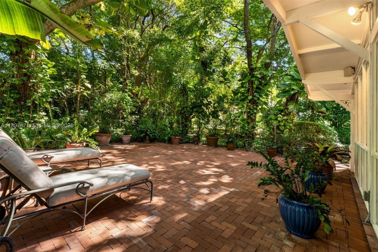 5950 SW 128th St, Pinecrest, FL 33156 Photo