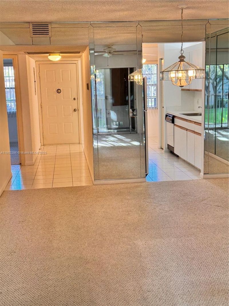 1251 SW 125th Ave, Unit 208T, Pembroke Pines, FL 33027 Photo