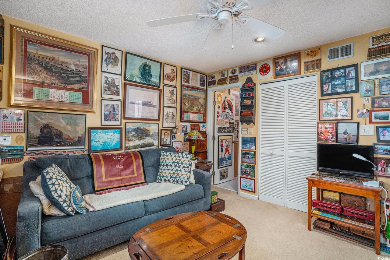 250 Maison Dr. Photo 22