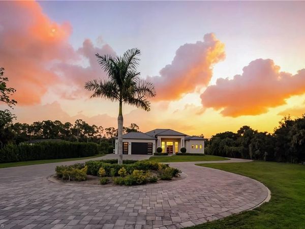 3219 White BLVD, NAPLES, FL 34117