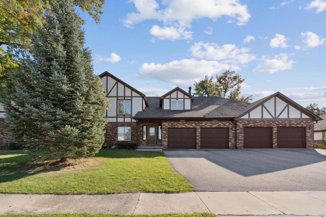 3446 Kingswood Place, Waterloo, IA 50701 Main Photo