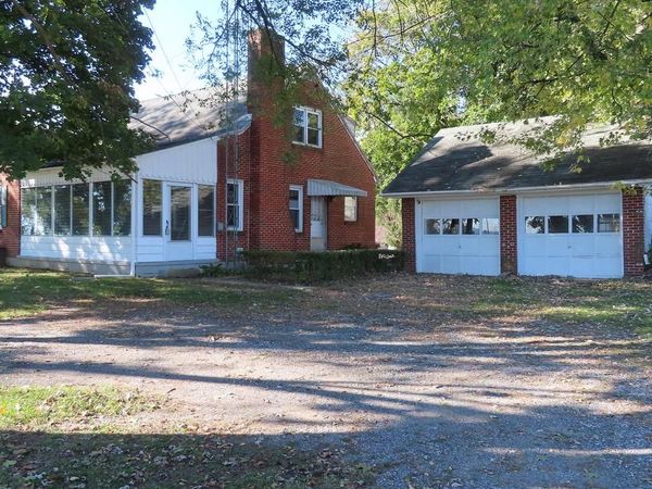 1126 CROTTLESTOWN ROAD, CHAMBERSBURG, PA 17202