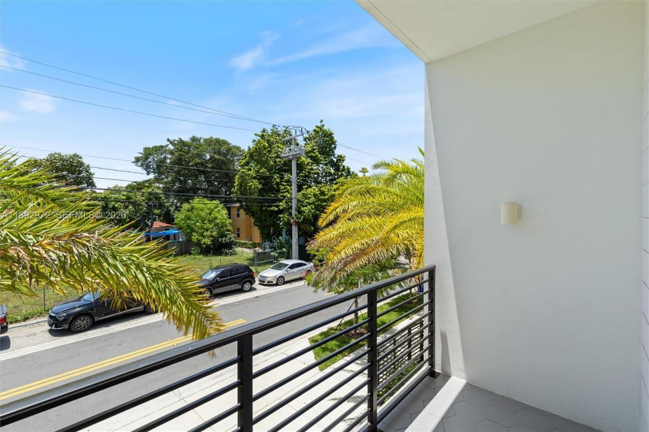 503 NE 61st St, Miami, FL 33137 Photo