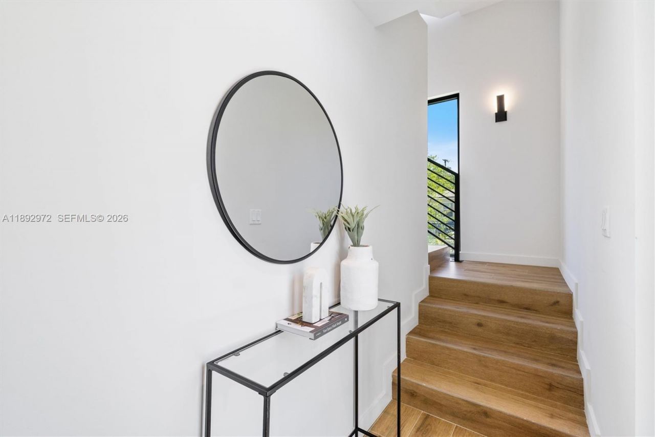 503 NE 61st St, Miami, FL 33137 Photo