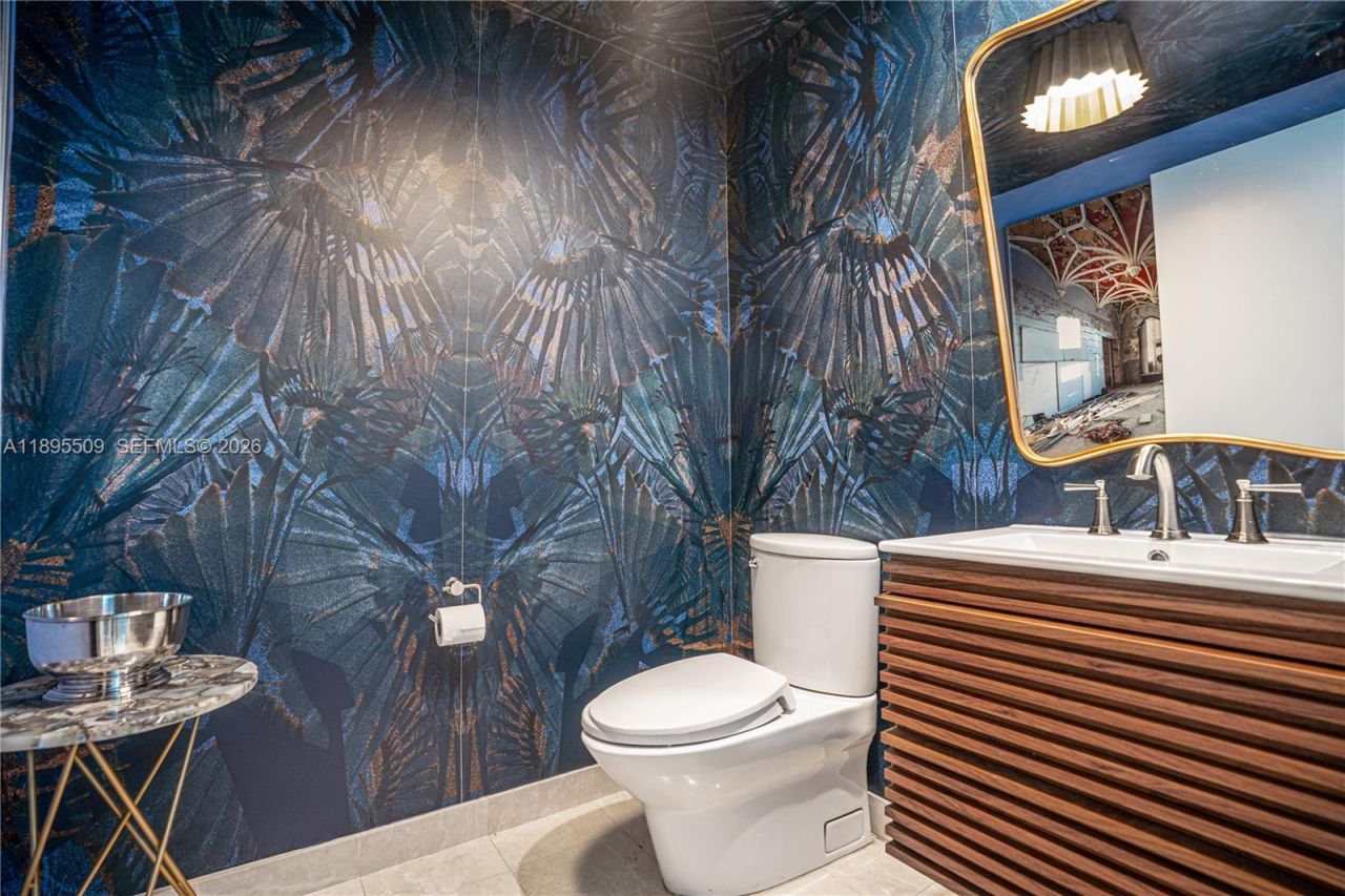 2627 S Bayshore Dr, Unit 504, Miami, FL 33133 Photo