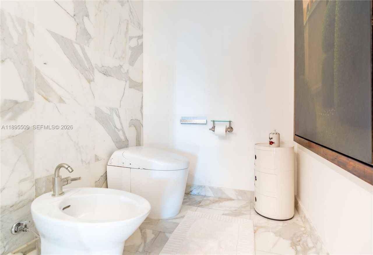 2627 S Bayshore Dr, Unit 504, Miami, FL 33133 Photo