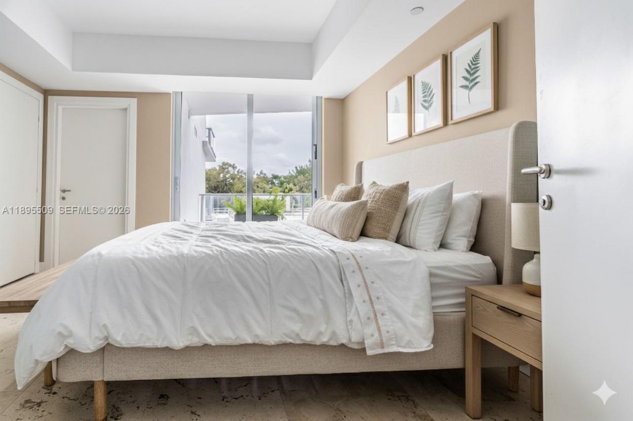 2627 S Bayshore Dr, Unit 504, Miami, FL 33133 Photo