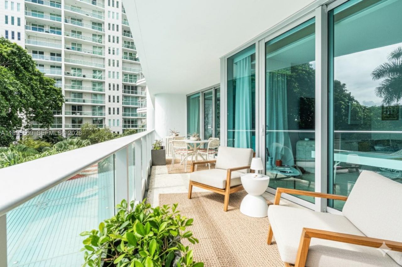 2627 S Bayshore Dr, Unit 504, Miami, FL 33133 Photo