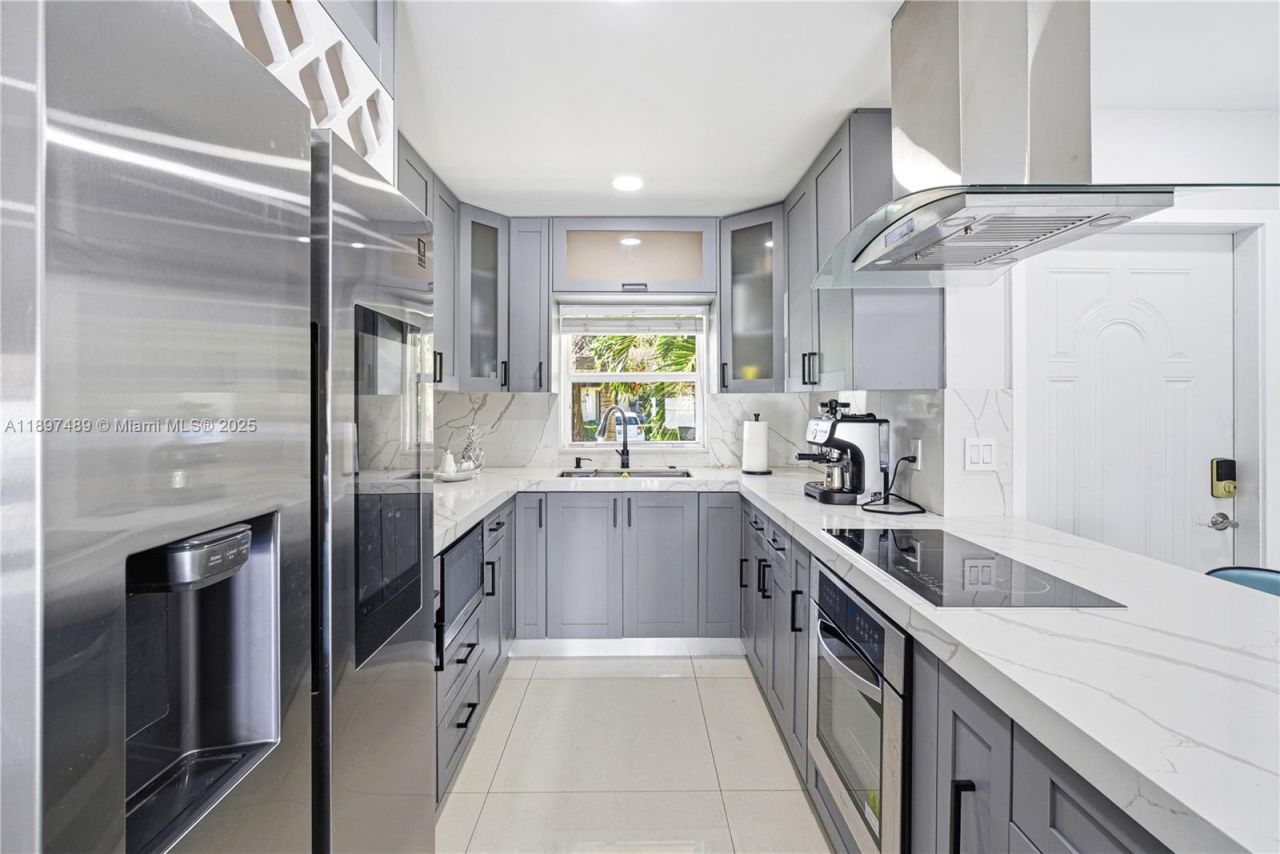 13765 SW 54th Ln, Miami, FL 33175 Photo