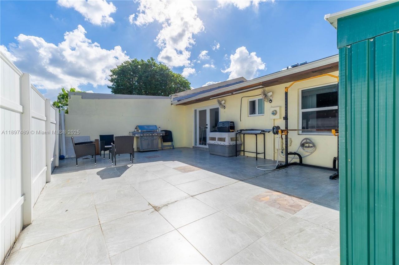 13765 SW 54th Ln, Miami, FL 33175 Photo