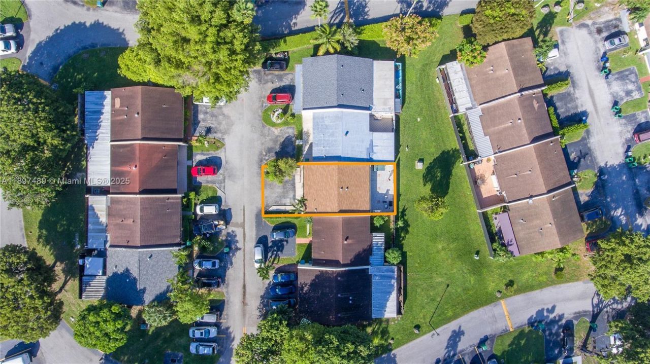 13765 SW 54th Ln, Miami, FL 33175 Photo