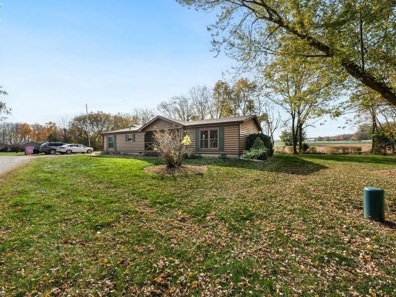 70 Niese Place, Put in Bay, OH 43456 Photo 2