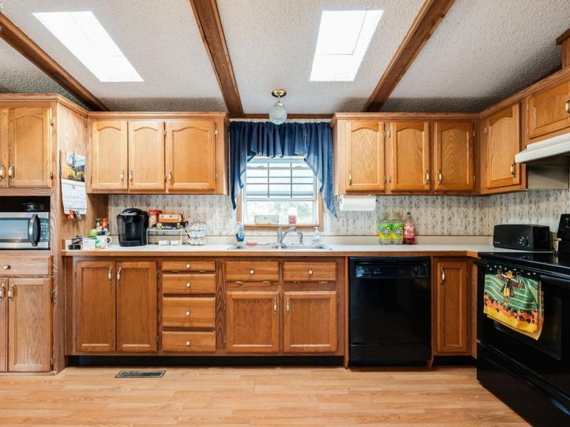 70 Niese Place, Put in Bay, OH 43456 Photo 21