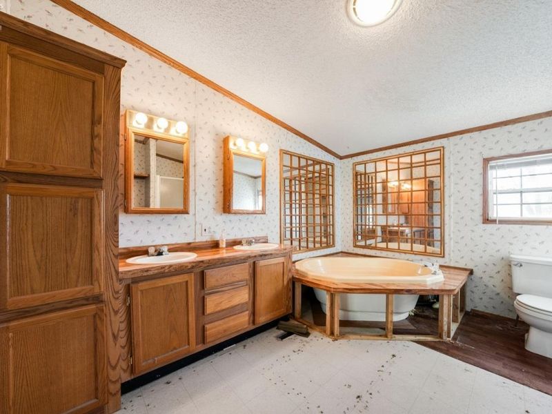 70 Niese Place, Put in Bay, OH 43456 Photo 33