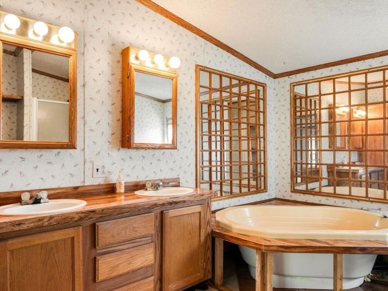 70 Niese Place, Put in Bay, OH 43456 Photo 34