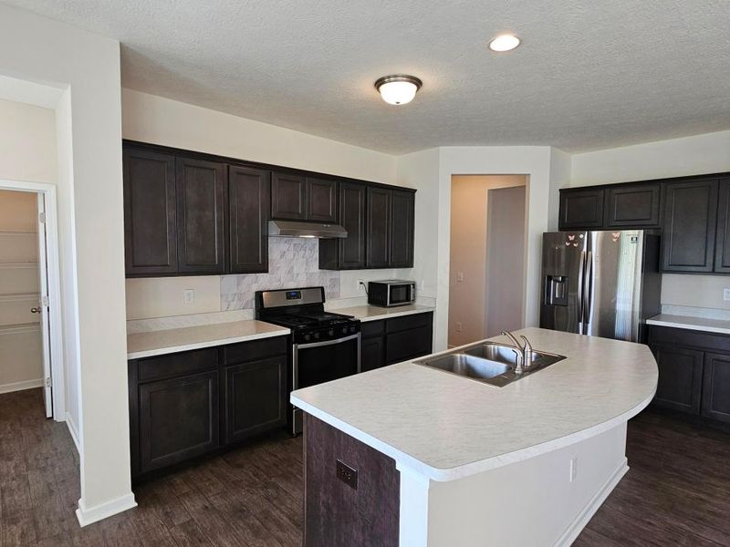 327 Cardinal Point Drive, Delaware, OH 43015 Photo 7