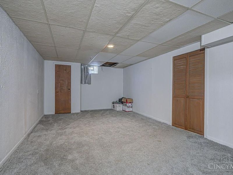 672 Glenway Drive, Hamilton, OH 45013 Photo 23