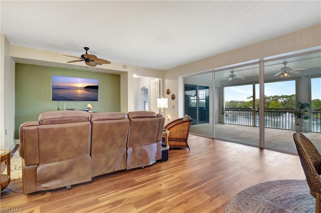 720 Waterford Dr, Unit 302, Naples, FL 34113 Photo