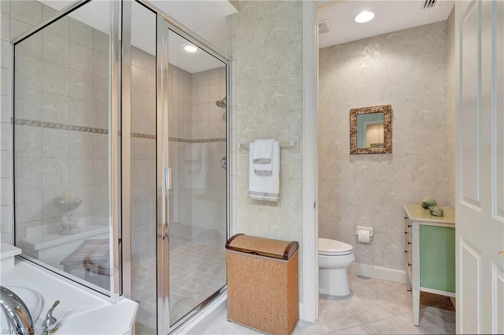 720 Waterford Dr, Unit 302, Naples, FL 34113 Photo